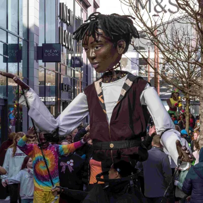 745c596b f553 49a2 95a2 cf356cfbcbb3 11zon