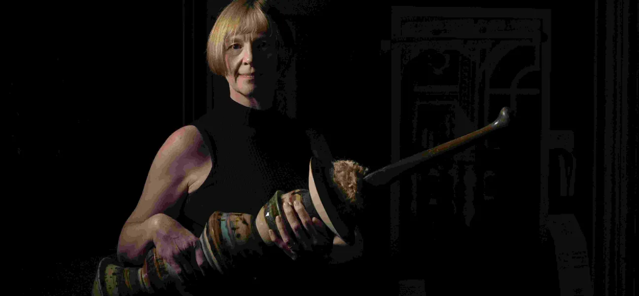 Angela Tait Artist