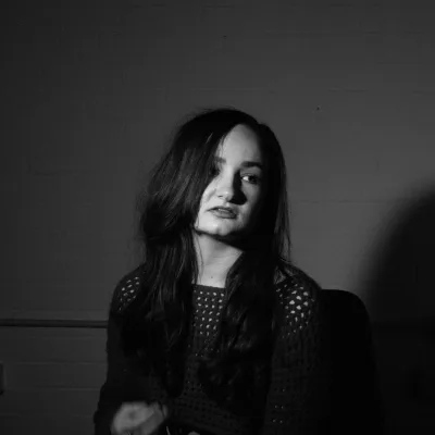 Emma Konnanov Gallery Image - 2